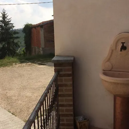 Barbaresco: Nel Cuore Delle Langhe E Dei Suoi Vini Ferienhaus *